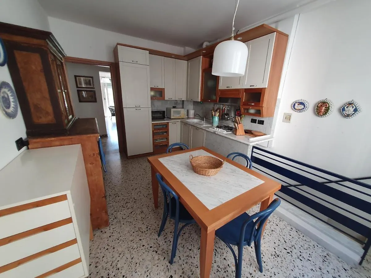 Casa Delle Conchiglie Apartment Lido di Venezia 0*,  Italy